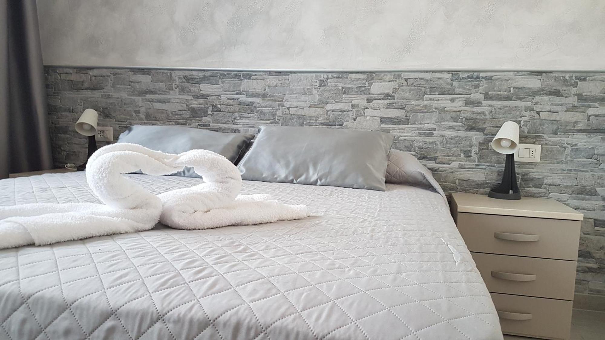 Illuvia Affitto Camere Корнаредо Номер фото