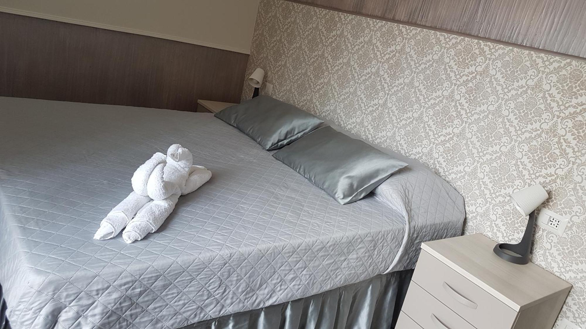 Illuvia Affitto Camere Корнаредо Номер фото